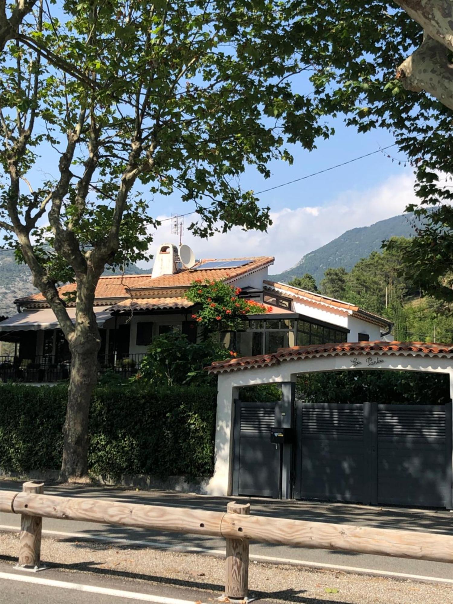 Lou Pantai Hotel Levens Exterior photo