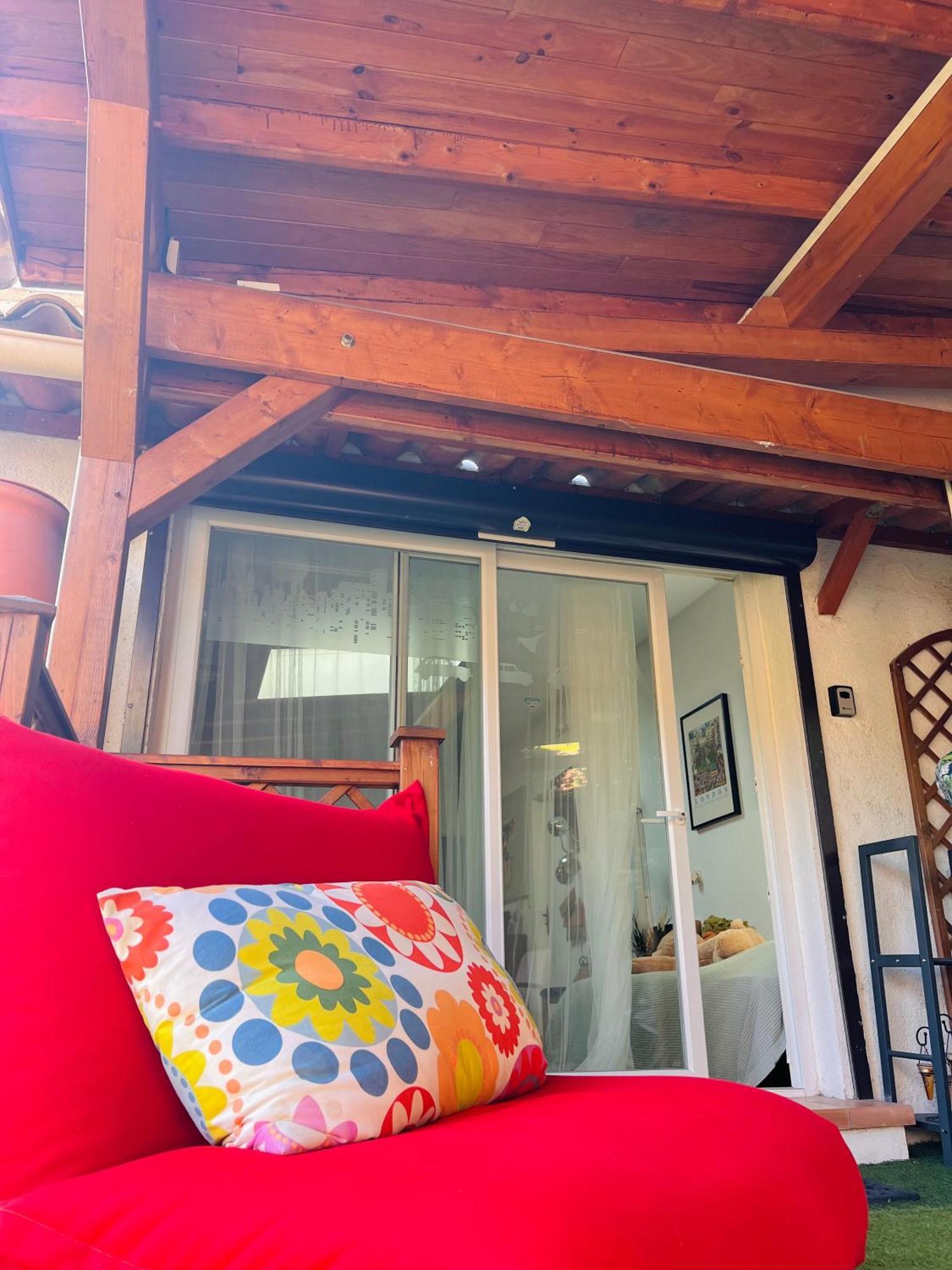 Lou Pantai Hotel Levens Exterior photo